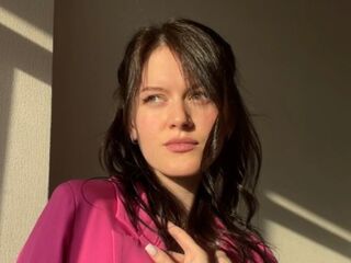 adult webcam MaudGuerrido