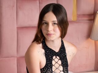 live webcam performer MellanieCollins