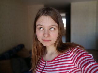 naked camgirl photo MerciaBiddy