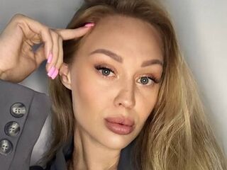 live webcam model MiaGracey