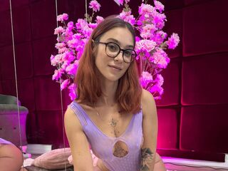 camgirl masturbating with sextoy MiaSolle