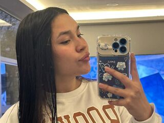 shaved pussy web cam MiaThomp