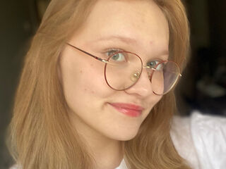 nude cam girl picture MicahCussins