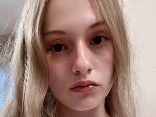 naked webcam girl picture MillsAlice