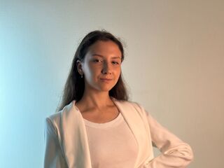 fingering camslut MonetPregler
