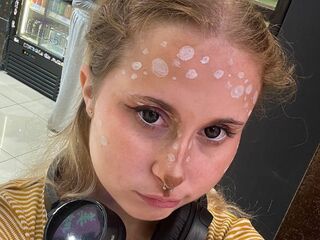 naked webcamgirl picture NadiaSpeich