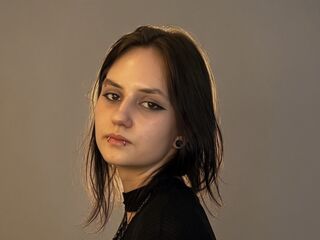chat room live show OmaMckeithen