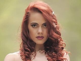 naked girl with webcam masturbating with dildo OxannaMonroe