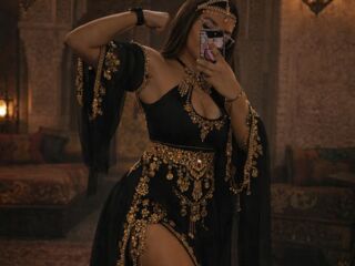 cam whore live PerlaZoey