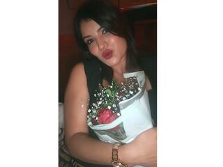 masturbating camgirl PriyaTiwari