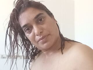naked webcamgirl photo RashmiReddy