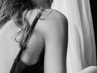 naughty chat room RemaRoy