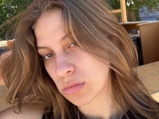 sexy webcamgirl RhiannonLinko