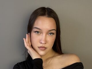 girl cam naked RosannShrier