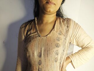 adult webcam chat RubbynaKhan