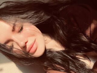 nude gamgirl SanyCroach