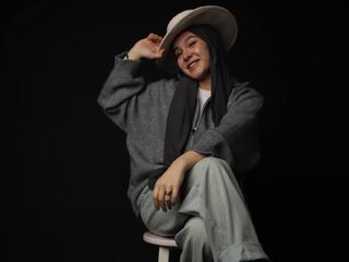 free chat SarahFrazie
