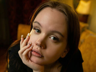 naughty cam girl masturbating SarandaRyan