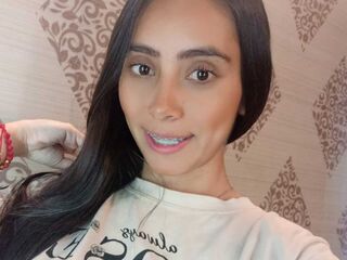 free live chatroom ScarletBarker