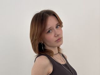 cam girl masturbating with sextoy SelenaMaryott