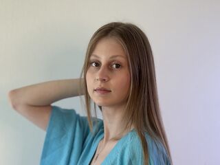 live-chat ShaylaKeywan