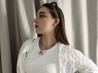 naked girl with webcam masturbating with sextoy ShoshanaGasman