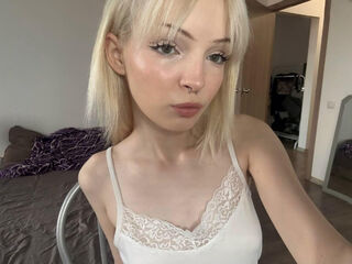 camgirl chat room SigneQuiroz