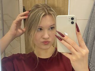 live sex video SkyeDavi