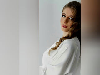 camgirl masturbating SofiaVosez