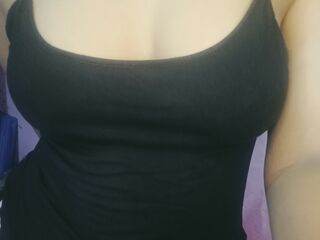 nude camgirl pic SonaliMishra