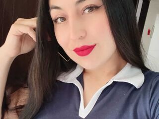cam girl masturbating SophiaMon