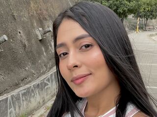 naked girl with webcam masturbating with dildo SophieKiido