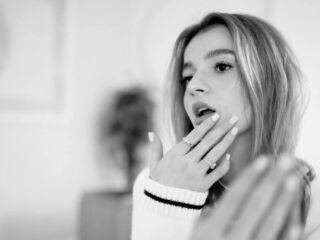 shower live cam StaceeyBrown