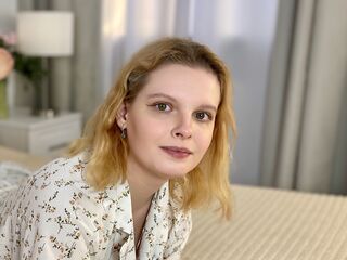 naked webcam girl StacyGlow
