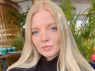 fingering girl chatroom SweetAnny