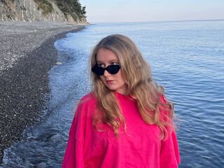 camgirl fingering wet pussy TaraRidec