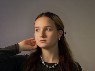 jasmin TeshaLeiper