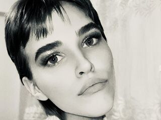 live porn picture UdelaHailey