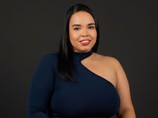 adult live cam ValerySwanson