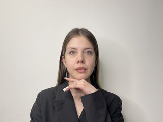 naughty cam girl VictorinaKiecker