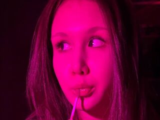 fingering girl chatroom WilletteLabrie