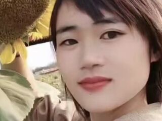 fingering girl cam picture XiaoqiongLen