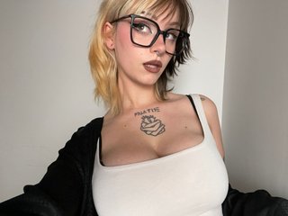 HALSEYx